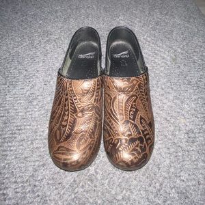 Dansko Professional Clogs - Brown tooled